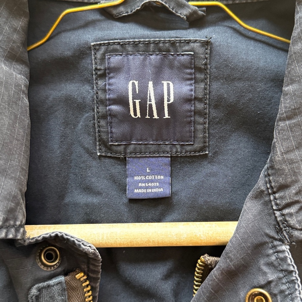 Gap Jacket - Picture 10 of 10